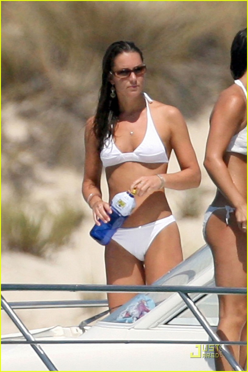 Kate Middleton Pictures Bikini